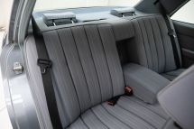 Mercedes-Benz 230E '88 (1988)