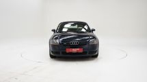 Audi TT '2010 (2010)