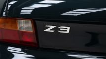 BMW  Z3 1.8 '97 (1997)
