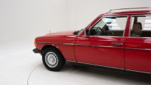 Mercedes-Benz W123 300 TD '80 (1980)