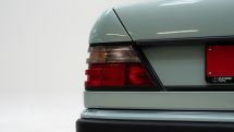 Mercedes-Benz 300 CE '92 (1992)
