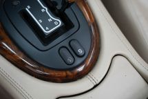 Jaguar XK 8 4.0 '2000 (2000)