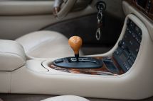 Jaguar XK 8 4.0 '2000 (2000)