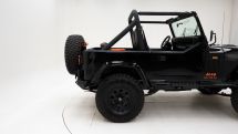 Jeep Wrangler RestoMod '90 (1990)