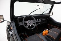 Jeep Wrangler RestoMod '90 (1990)