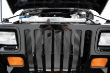 Jeep Wrangler RestoMod '90 (1990)