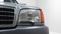 Mercedes-Benz 300 SE '92 (1992)
