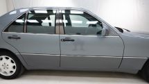 Mercedes-Benz 300 SE '92 (1992)