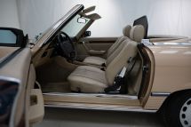 Mercedes-Benz 300 SL + Hardtop '88 (1988)