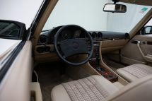 Mercedes-Benz 300 SL + Hardtop '88 (1988)