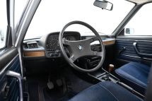 BMW  520 E12 '80 (1980)