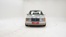 Mercedes-Benz 300 E '92 (1992)