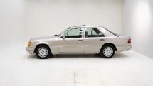 Mercedes-Benz 300 E '92 (1992)