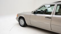 Mercedes-Benz 300 E '92 (1992)