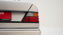 Mercedes-Benz 300 E '92 (1992)