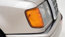 Mercedes-Benz 300 E '92 (1992)