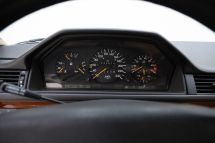 Mercedes-Benz 300 E '92 (1992)