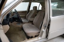 Mercedes-Benz 300 E '92 (1992)