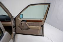 Mercedes-Benz 300 E '92 (1992)