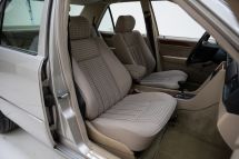 Mercedes-Benz 300 E '92 (1992)