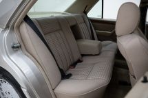 Mercedes-Benz 300 E '92 (1992)