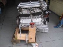 Alfa Romeo GT 1300 engine 